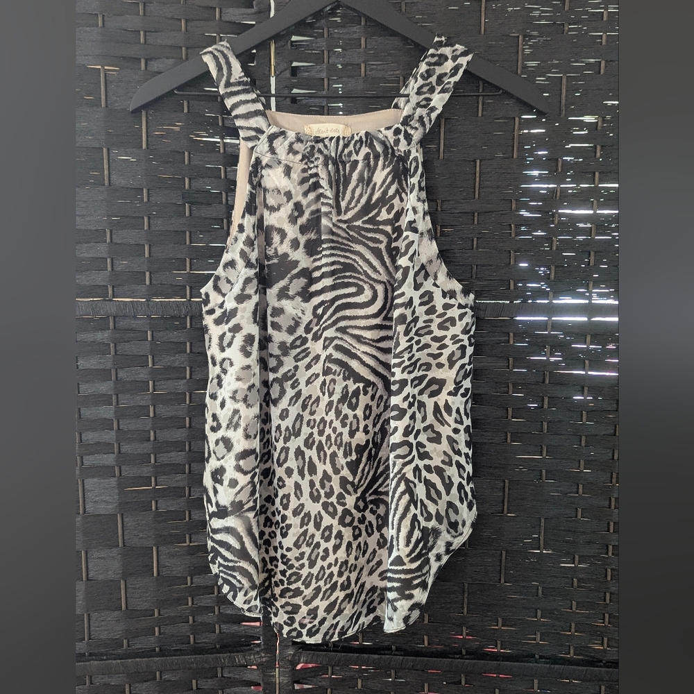Altar'd State Animal Print Sleeveless Top excellent used cond. MEDIUM